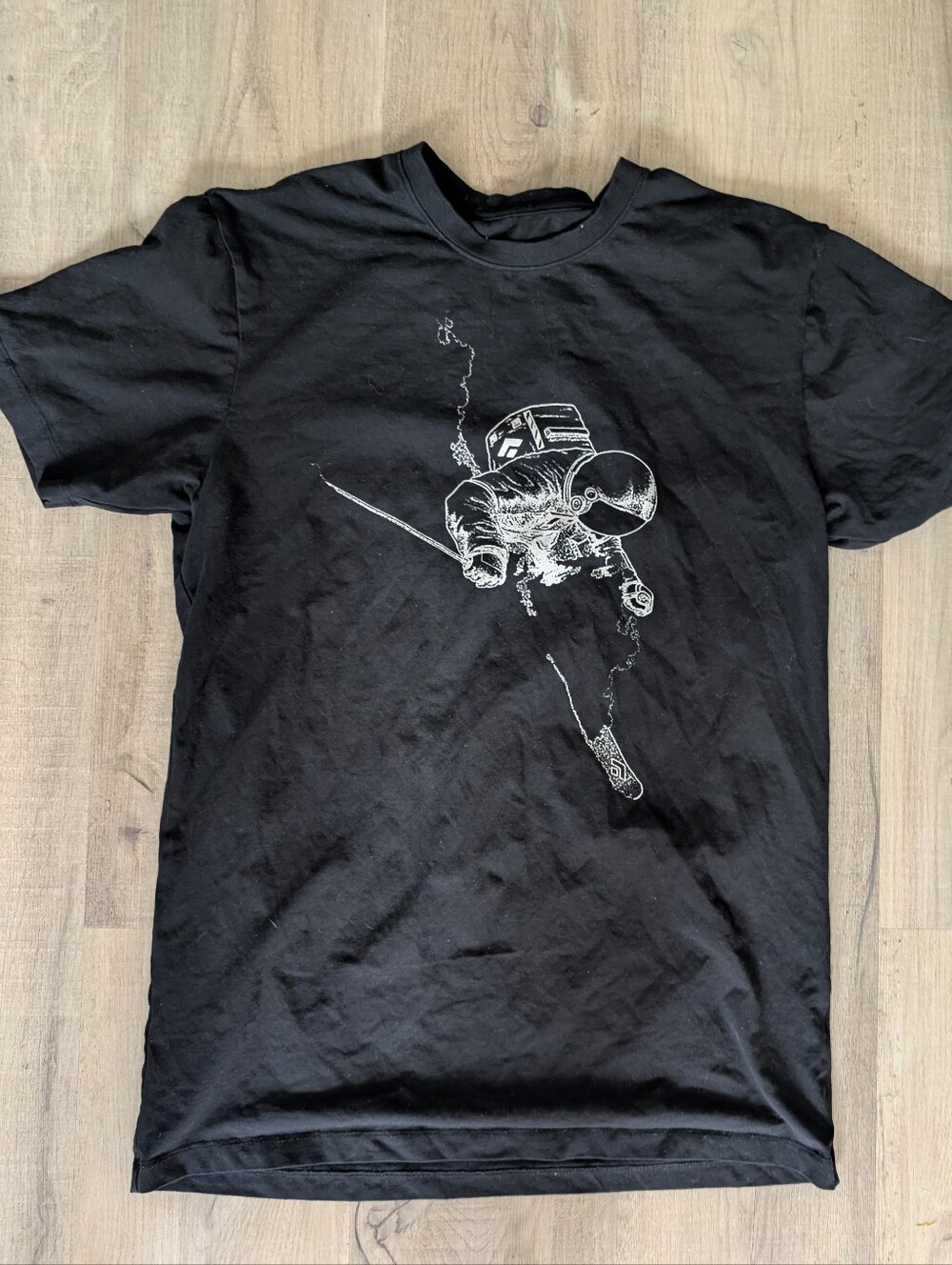 Men's Size Small Black Diamond Tee